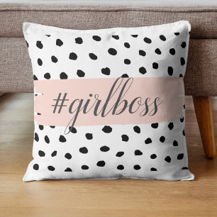 Moderne pastellrosa Girl Boss & Black Dots Kissen