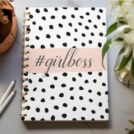 Moderne pastellrosa Girl Boss & Black Dots Notizblock