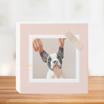 Moderne pastellrosa Rahmen | Persönliches Hundetea Holzkisten Schild<br><div class="desc">Moderne pastellrosa Rahmen | Persönliches Hundeteam - Foto</div>