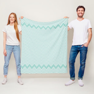 MODERNE PATTERN geometrisch Zickzack Babyminze grü Fleecedecke