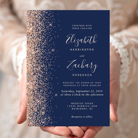 Moderne Peach Glitzer Edge Navy Blue Wedding Einladung