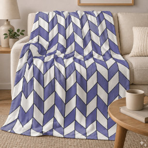 Moderne Periwinkle-Herringbone-Chevron-Muster Fleecedecke