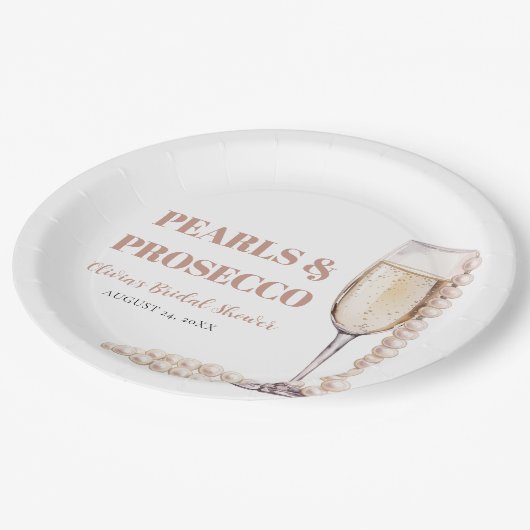 Moderne Perlen und Prosecco Brautparty Pappteller (Schrägansicht)