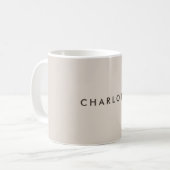 Moderne personalisierte Beige-Kaffeetasse mit Name Kaffeetasse (Vorderseite Links)
