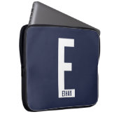 Moderne personalisierte fette Monogramm und Name Laptopschutzhülle (Vorne Rechts)