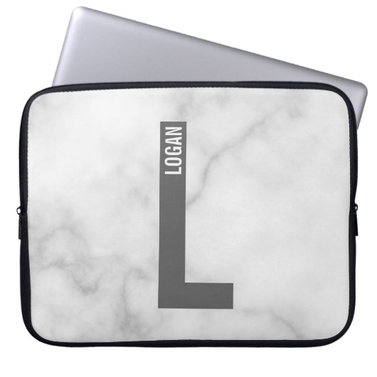 Moderne personalisierte fette Monogramm- und Namen Laptopschutzhülle (Vorderseite)