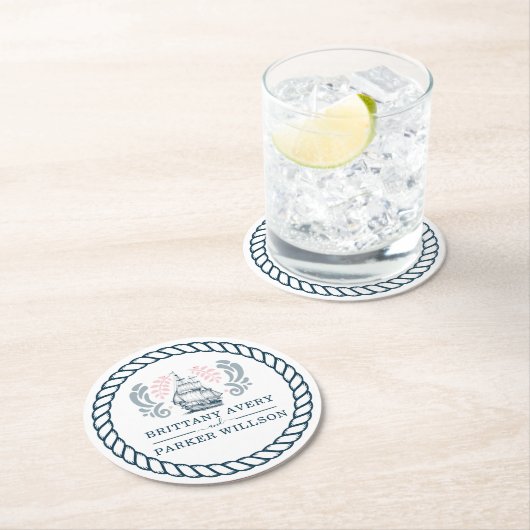 Moderne Personalisierte Hochzeit Runder Pappuntersetzer (Vor Ort)