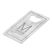 Moderne Personalisierte Monogramm- und Name-Trauze Geldbeutel Flaschenöffner (Vorderseite Schrägansicht)