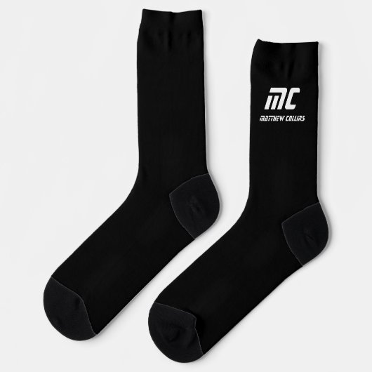 Moderne personalisierte Monogramme in Schwarz und Socken (Linkes Detail)