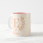 Moderne Personalisierte Rosa Marmorform Name & Lie Zweifarbige Tasse (Vorderseite Links)