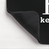 Moderne personalisierte schwarze Monogramm-Name Mousepad (Ecke)