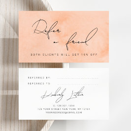 Moderne pfirsichfarbene Aquarell & Haare Empfehlungskarte