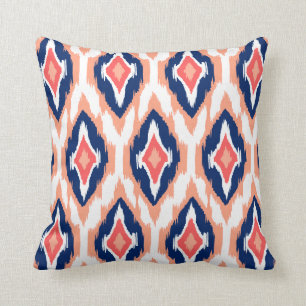 Moderne Pfirsichkoralle Ikat Tribal Muster 1a Kissen