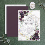 Moderne Pflaumenbläserne Hochzeit mit Lila Geometr Einladung<br><div class="desc">Dieses moderne und trendige Hochzeitsinklusive-Design besticht durch ein geometrisches Imitat mit goldfarbenem Eukalyptusgrün und lila Blumenarrangements aus Pflaume auf einem Marmorhintergrund aus Imitaten Carrera. Die Namen des Paares und einige Details zur Hochzeit sind in einer passenden bordeauxfarbenen Farbe. Die Rückseite der Karte weist eine schöne lila Pflaumenstruktur auf. Kontaktieren Sie...</div>