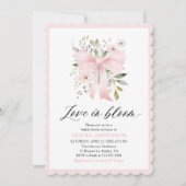 Moderne Pink Bow Blütenblume Liebe im Bloom Brautp Einladung (Vorderseite)