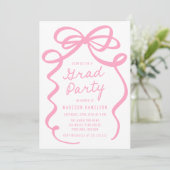 Moderne Pink Bow Foto Graduation Party Einladung (Stehend Vorderseite)