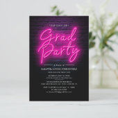 Moderne Pink Grad 2025 Foto Graduation Party Einladung (Stehend Vorderseite)