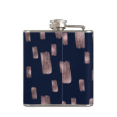 Moderne Pinsel Rose Gold & Navy Blauer Sparkor Flachmann (Rückseite)