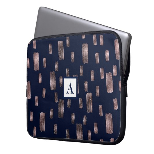 Moderne Pinsel Rose Gold & Navy Blauer Sparkor Laptopschutzhülle (Vorderseite Links)