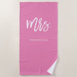 Moderne Pinselschrift Frau Rosa bearbeitbare F Strandtuch