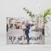 Moderne Pinselschrift Wir Got Verheiratet Mr. und Ankündigung (Stehend Vorderseite)