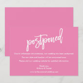 Moderne Pinselskripte Hochzeit Pink Card verzögert Save The Date (Vorne/Hinten)