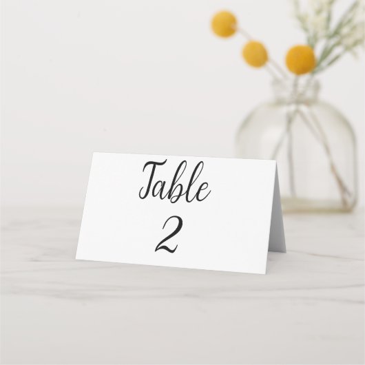 Moderne Platzkarte für Hochzeiten in weißer Tischn (Vorderseite)