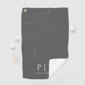 Moderne Premium-Golftasche mit Monogramm in Grau Golfhandtuch (Insitu)