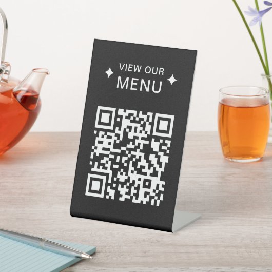 Moderne QR Code Menus für Restaurants schwarz Sockelschild (In SItu)
