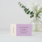 Moderne QR Code Social Media Verbinden wir Lilac Visitenkarte (Stehend Vorderseite)