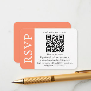 Moderne QR Hochzeit RSVP Korallen und Weiß Begleitkarte