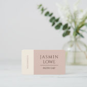 Moderne QR-Kodex soziale Medien verbinden Beige Visitenkarte (Stehend Vorderseite)