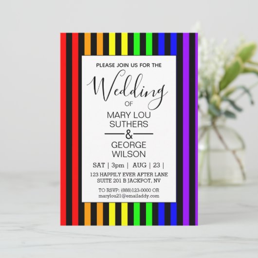 Moderne Rainbow Striped Wedding Einladung (Stehend Vorderseite)