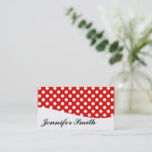 Moderne Red and White Polka Dot Business Cards Visitenkarte (Stehend Vorderseite)