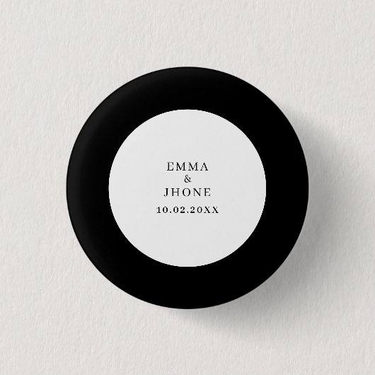 Moderne redaktionelle Schwarz-Weiß-Hochzeit Button (Vorderseite)