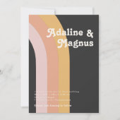 Moderne Retro 70er Jahre Rainbow Dark Lässig Weddi Einladung (Vorderseite)