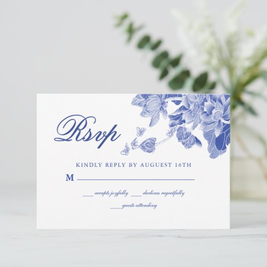 Moderne Retro Blau und Weiß Chinoiserie Blumen RSVP Karte (Stehend Vorderseite)