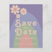 Moderne Retro Daisy Arch Wedding Einladungspostkarte (Vorderseite)