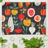 Moderne Retro Frucht und Veg auf schwarzem Muster Geschirrtuch (Gefaltet)