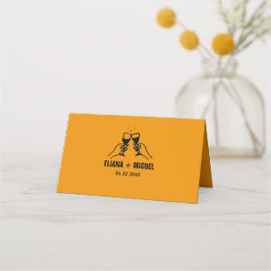 moderne Retro-Hand gezeichnet Hochzeit Platzkarte