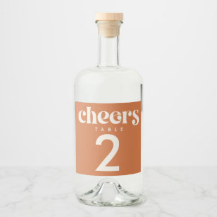 Moderne Retro-Hochzeitstisch-Nummer Alkoholflaschenetikett