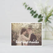 Moderne Retro-Liebe und dank Hochzeitsszenario Fot Postkarte (Stehend Vorderseite)