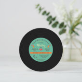Moderne Retro Vinyl Record Hochzeit Einladung (Stehend Vorderseite)