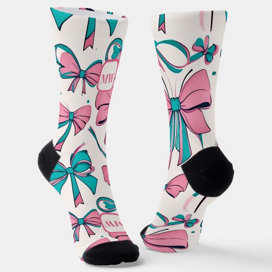 Moderne rosa, aquamarine Creme Bogen monogramm chi Socken