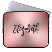 Moderne rosa gebürstete Metal Look Script Name Laptopschutzhülle (Vorderseite)