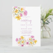 Moderne rosa gelbe Hochzeit mit Blumen Einladung (Stehend Vorderseite)