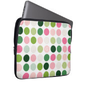 Moderne rosa grüne Polka-Punkte Muster Monogramm Laptopschutzhülle (Vorne Rechts)