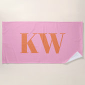 Moderne rosa orangefarbene Monogramm-Initialen Per Strandtuch (Vorderseite)