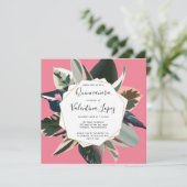 Moderne rosa schwarze tropische Quinceanera Einlad Einladung (Stehend Vorderseite)