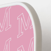 Moderne rosa und weiße Anfangsbuchstaben-Monogramm Pickleball Schläger (Linke Seite)